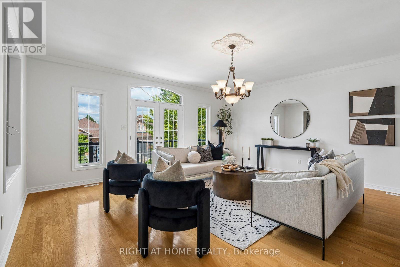 251 Sonoma Boulevard, Vaughan, Ontario  L4H 1R5 - Photo 6 - N13716362