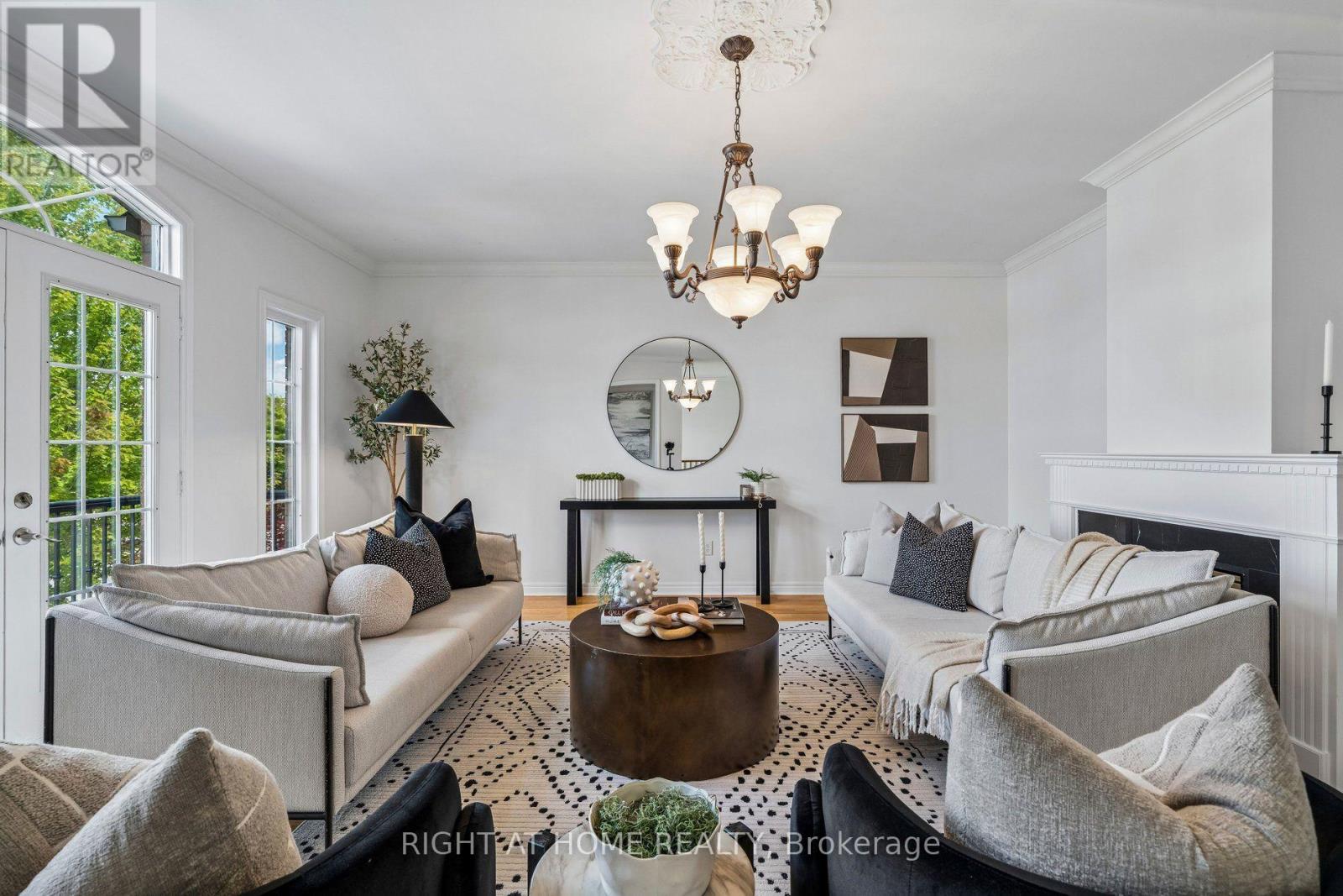 251 Sonoma Boulevard, Vaughan, Ontario  L4H 1R5 - Photo 7 - N13716362