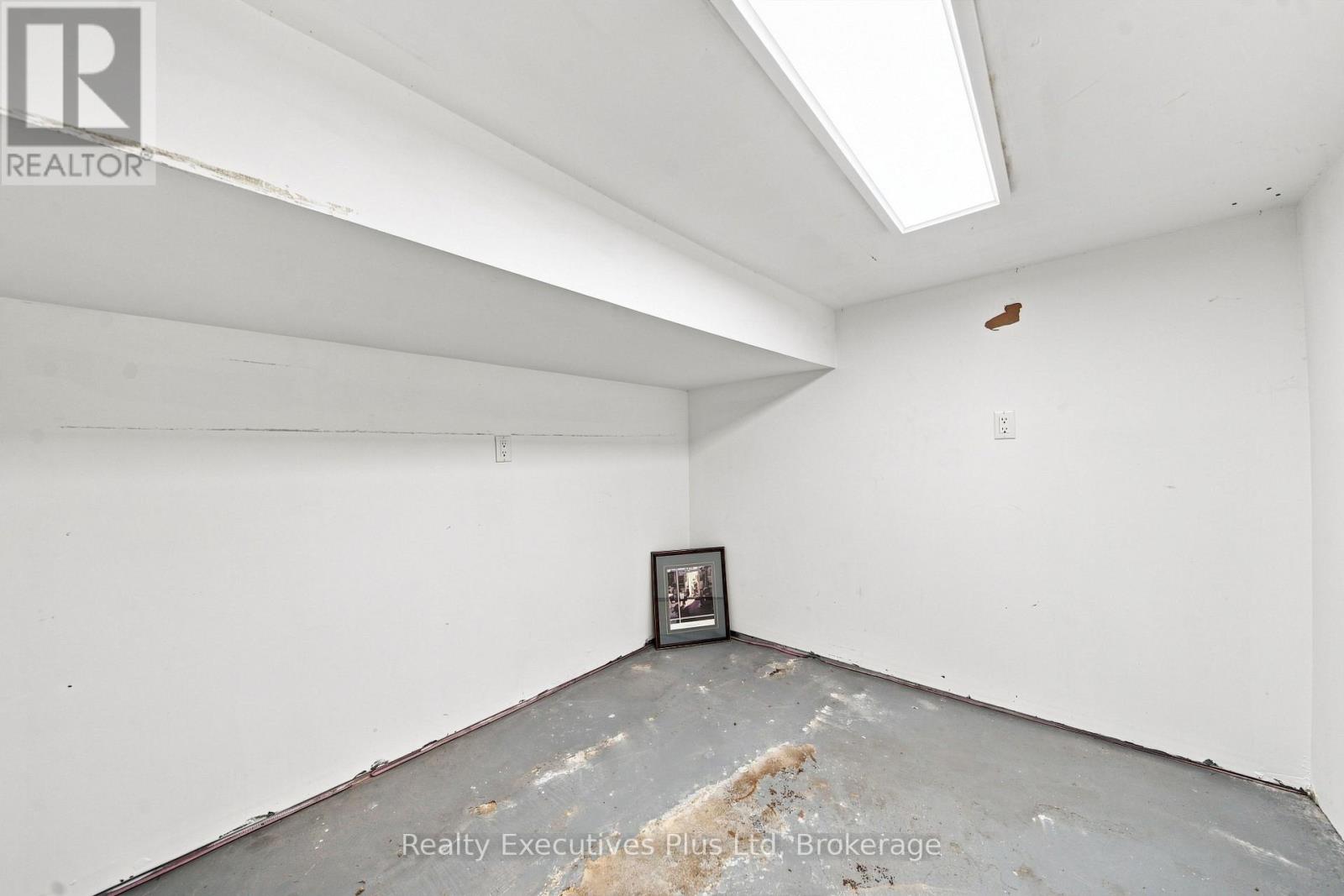 83 Surrey Street E, Guelph (Downtown), Ontario  N1H 3P7 - Photo 14 - X13716374