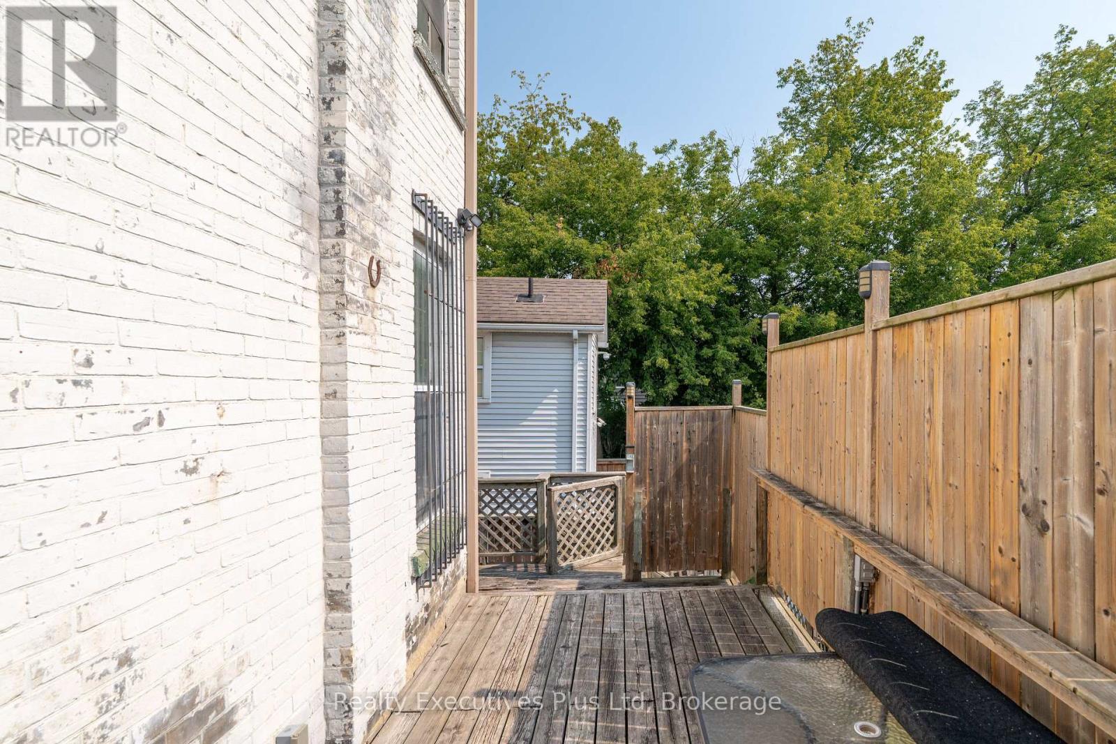83 Surrey Street E, Guelph (Downtown), Ontario  N1H 3P7 - Photo 23 - X13716374