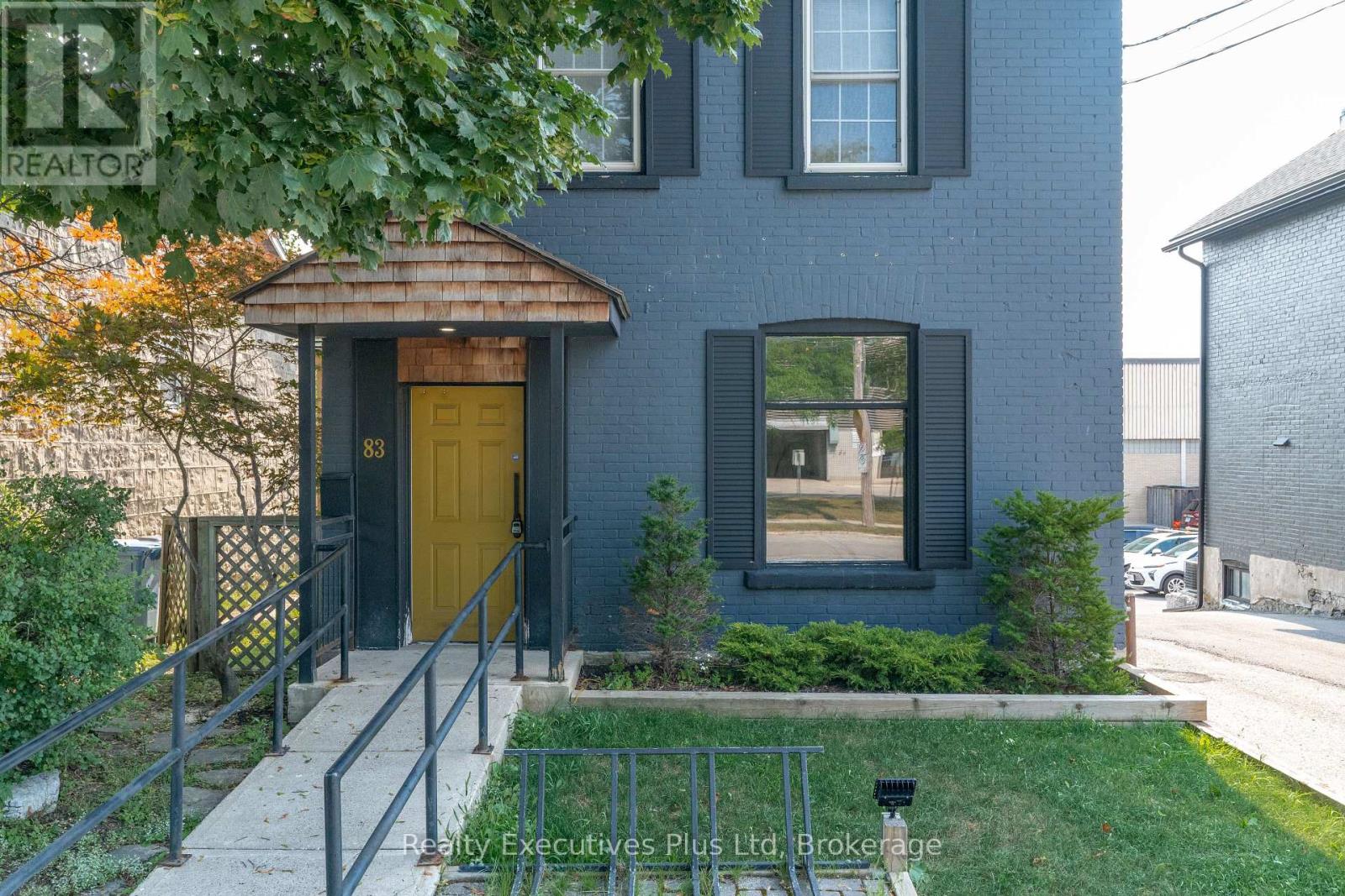 83 Surrey Street E, Guelph (Downtown), Ontario  N1H 3P7 - Photo 3 - X13716374