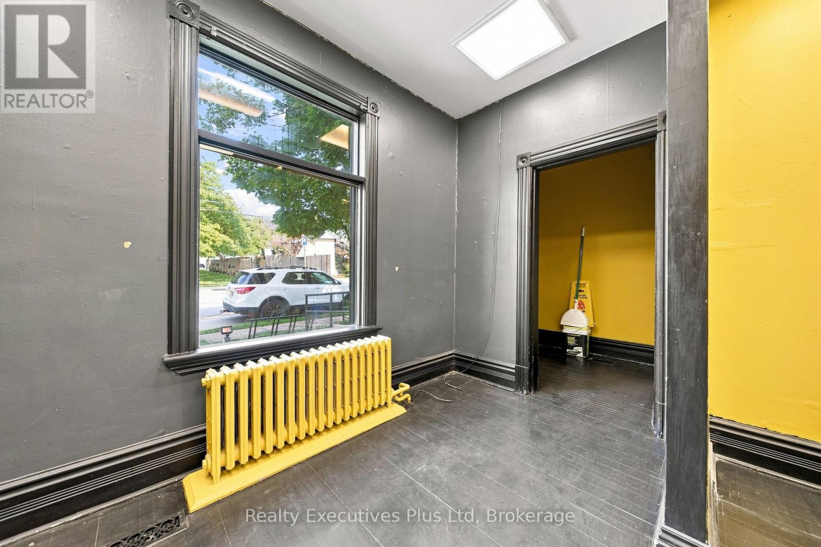 83 Surrey Street E, Guelph (Downtown), Ontario  N1H 3P7 - Photo 6 - X13716374
