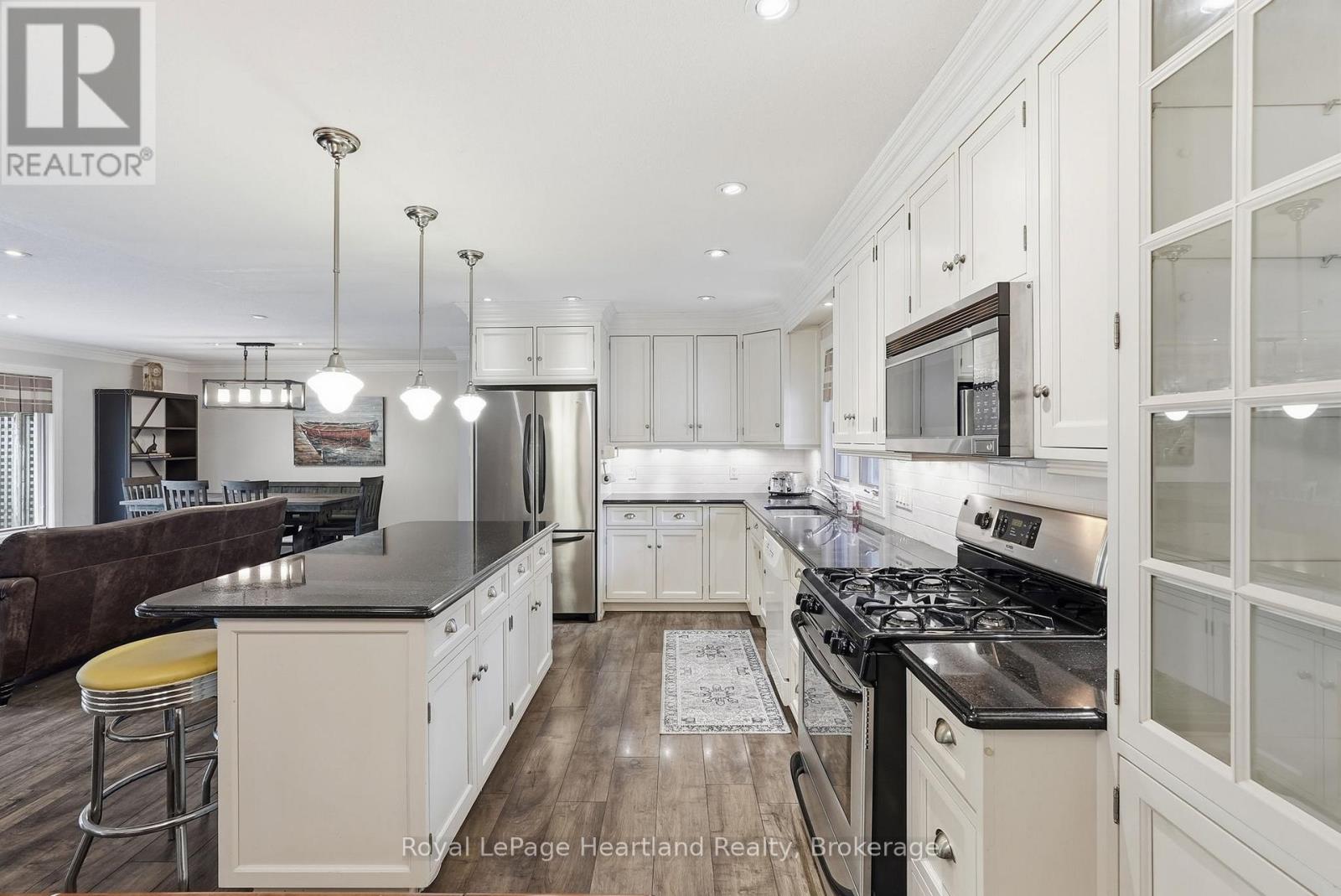 595 Inkerman Street W, North Perth (Listowel), Ontario  N4W 1C7 - Photo 15 - X13716380