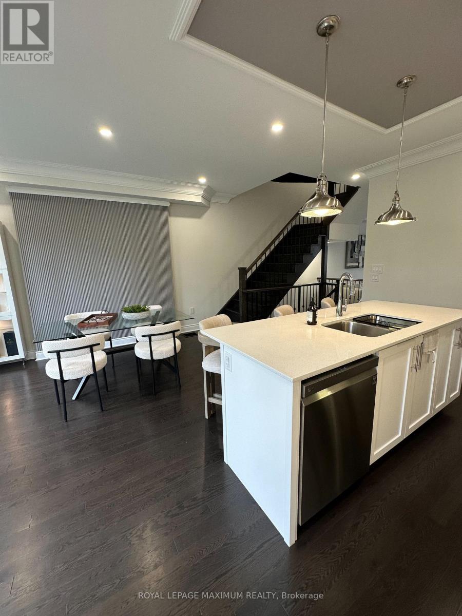 42 Ingleside Street, Vaughan, Ontario L4L 0H9 - Photo 10 - N13709664