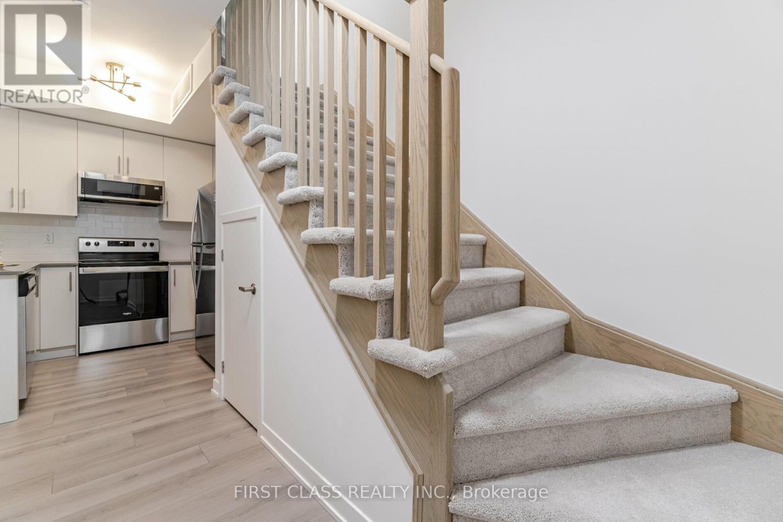 30 - 3405 Ridgeway Drive, Mississauga, Ontario  L5L 5T3 - Photo 23 - W13716304