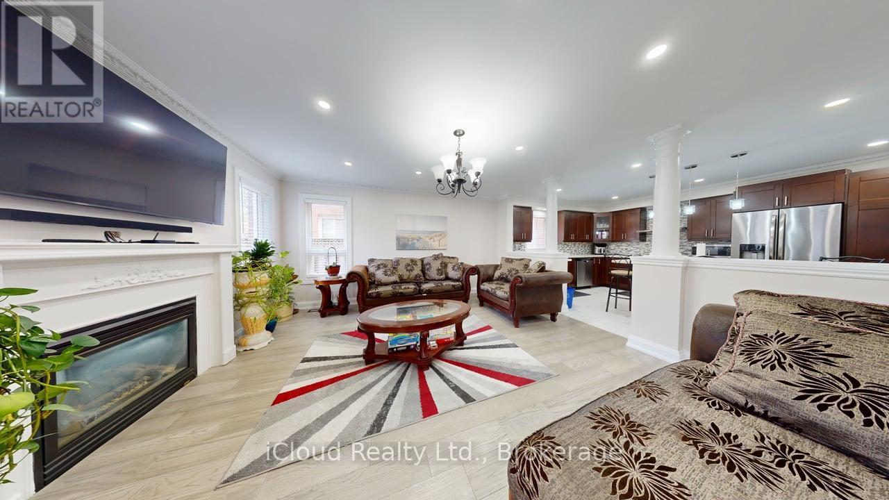 71 Tufton Crescent, Brampton, Ontario  L7A 3J2 - Photo 4 - W13716340