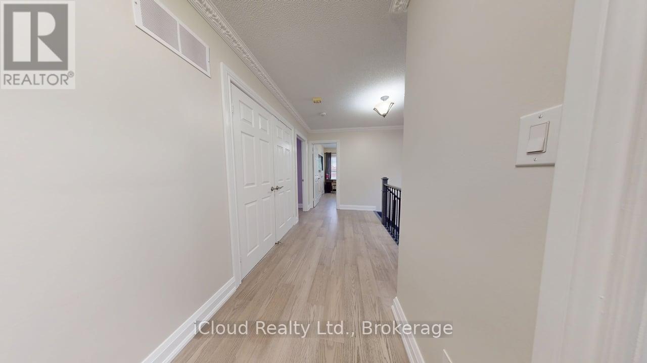 71 Tufton Crescent, Brampton, Ontario  L7A 3J2 - Photo 7 - W13716340