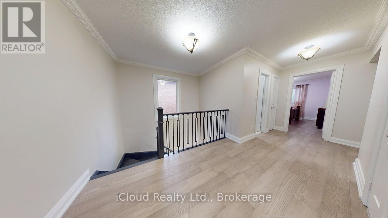 71 Tufton Crescent, Brampton, Ontario  L7A 3J2 - Photo 8 - W13716340