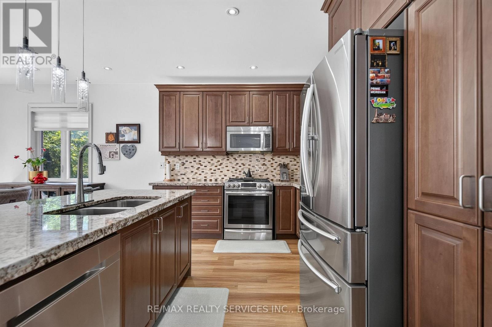 15 Bonnie Braes Drive, Brampton, Ontario  L6Y 0X5 - Photo 14 - W13716350