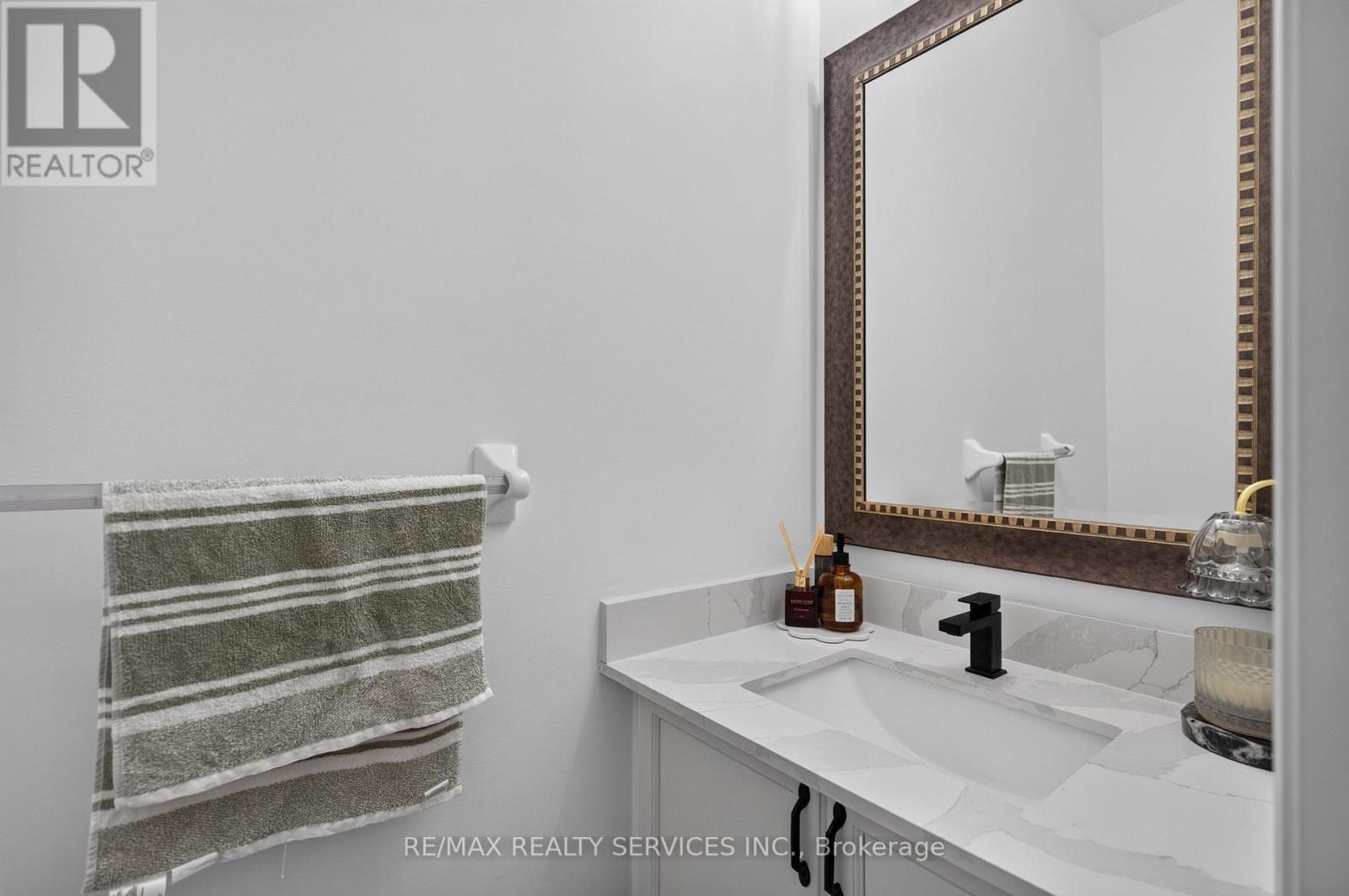 15 Bonnie Braes Drive, Brampton, Ontario  L6Y 0X5 - Photo 23 - W13716350