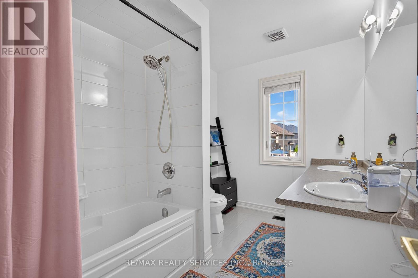 15 Bonnie Braes Drive, Brampton, Ontario  L6Y 0X5 - Photo 35 - W13716350