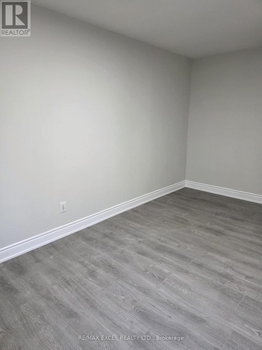 Upper Floor - 420 Winfield Terrace, Mississauga, Ontario  L5R 1P2 - Photo 7 - W13716356