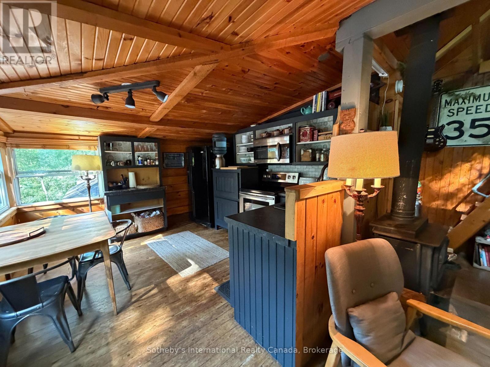 1209 North Kahshe Lake Road, Gravenhurst, Ontario  P0E 1G0 - Photo 13 - X13712084