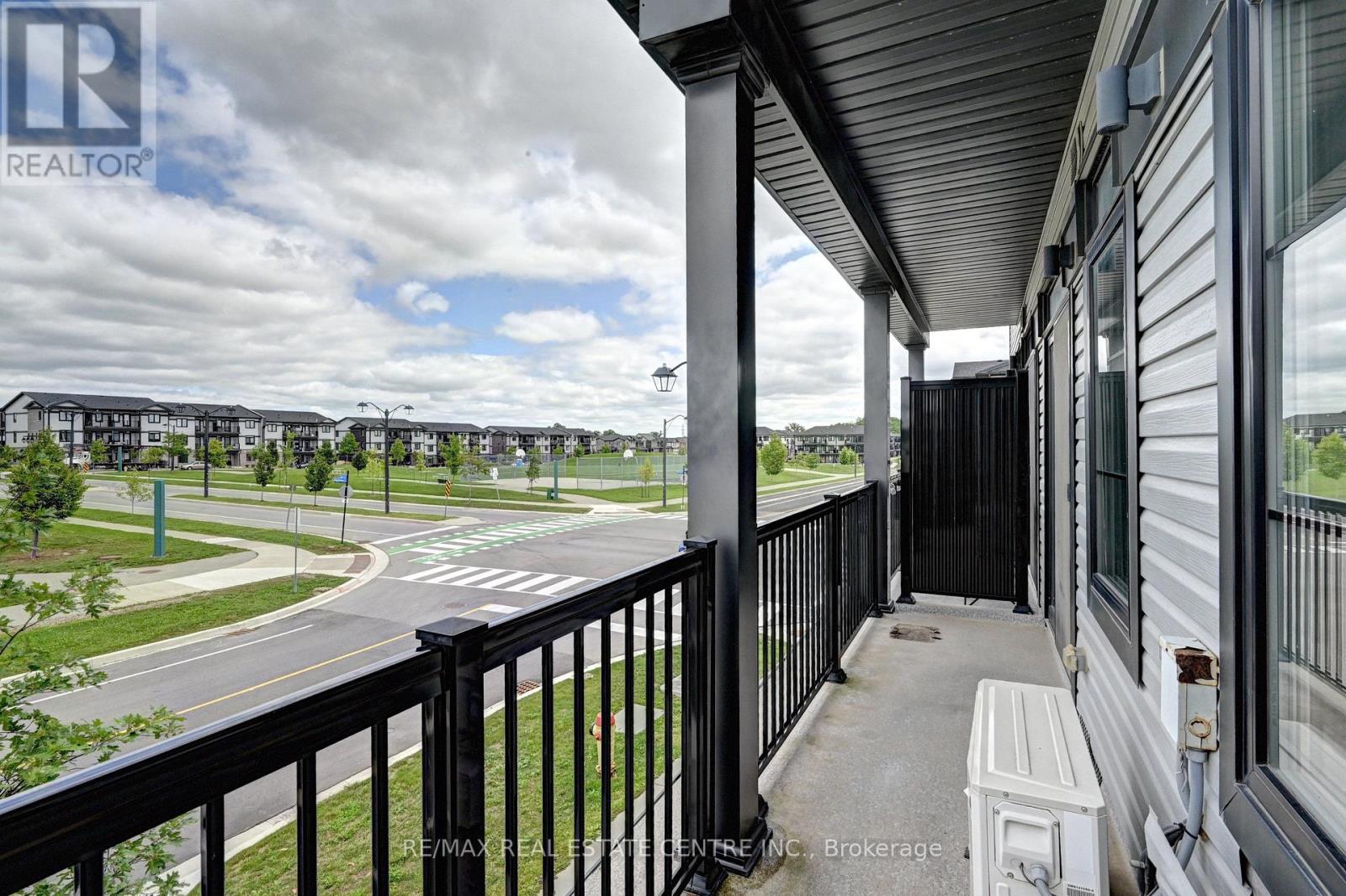 102 Wheat Lane, Kitchener, Ontario  N2R 0R6 - Photo 11 - X13716306