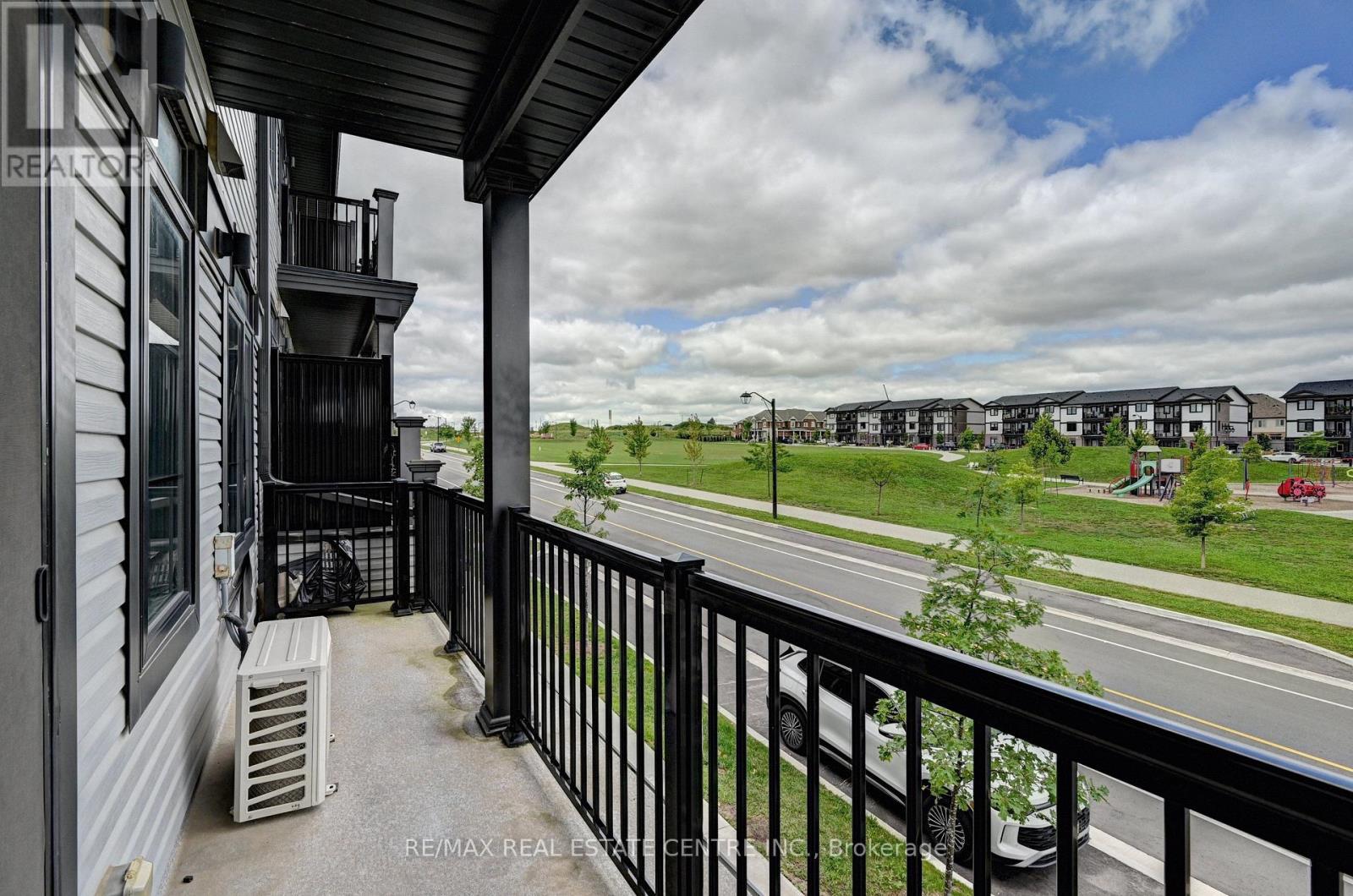 102 Wheat Lane, Kitchener, Ontario  N2R 0R6 - Photo 12 - X13716306