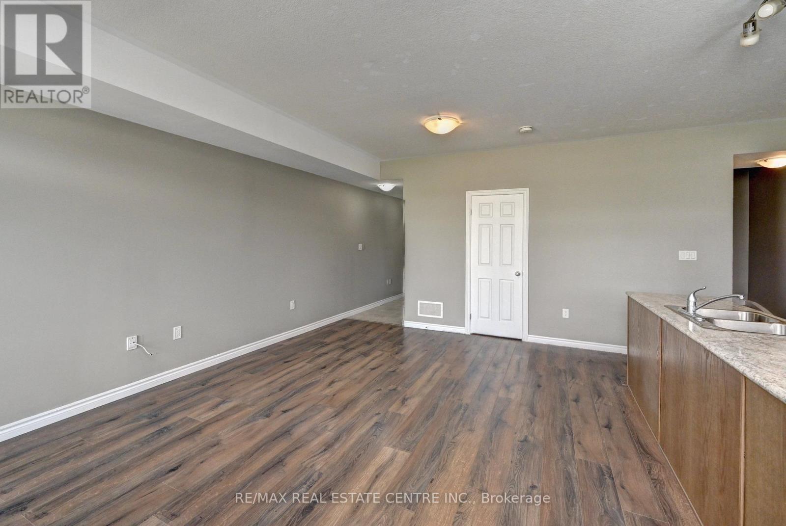 102 Wheat Lane, Kitchener, Ontario  N2R 0R6 - Photo 13 - X13716306
