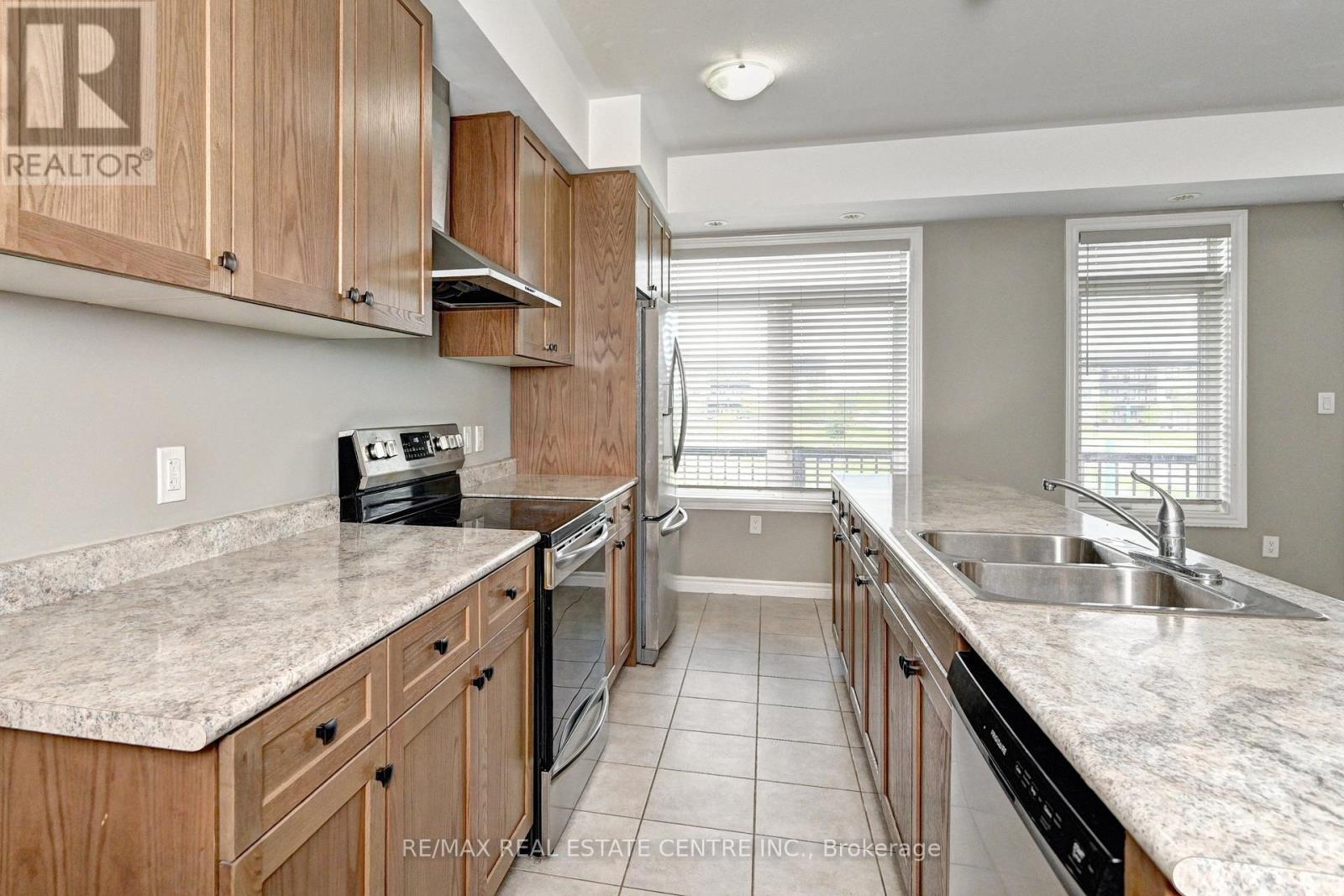 102 Wheat Lane, Kitchener, Ontario  N2R 0R6 - Photo 18 - X13716306