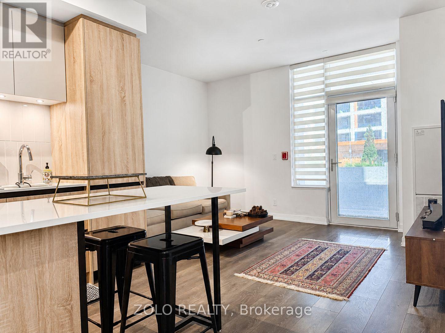 121 - 8 Beverley Glen Boulevard, Vaughan, Ontario  L4J 0L5 - Photo 2 - N13711514