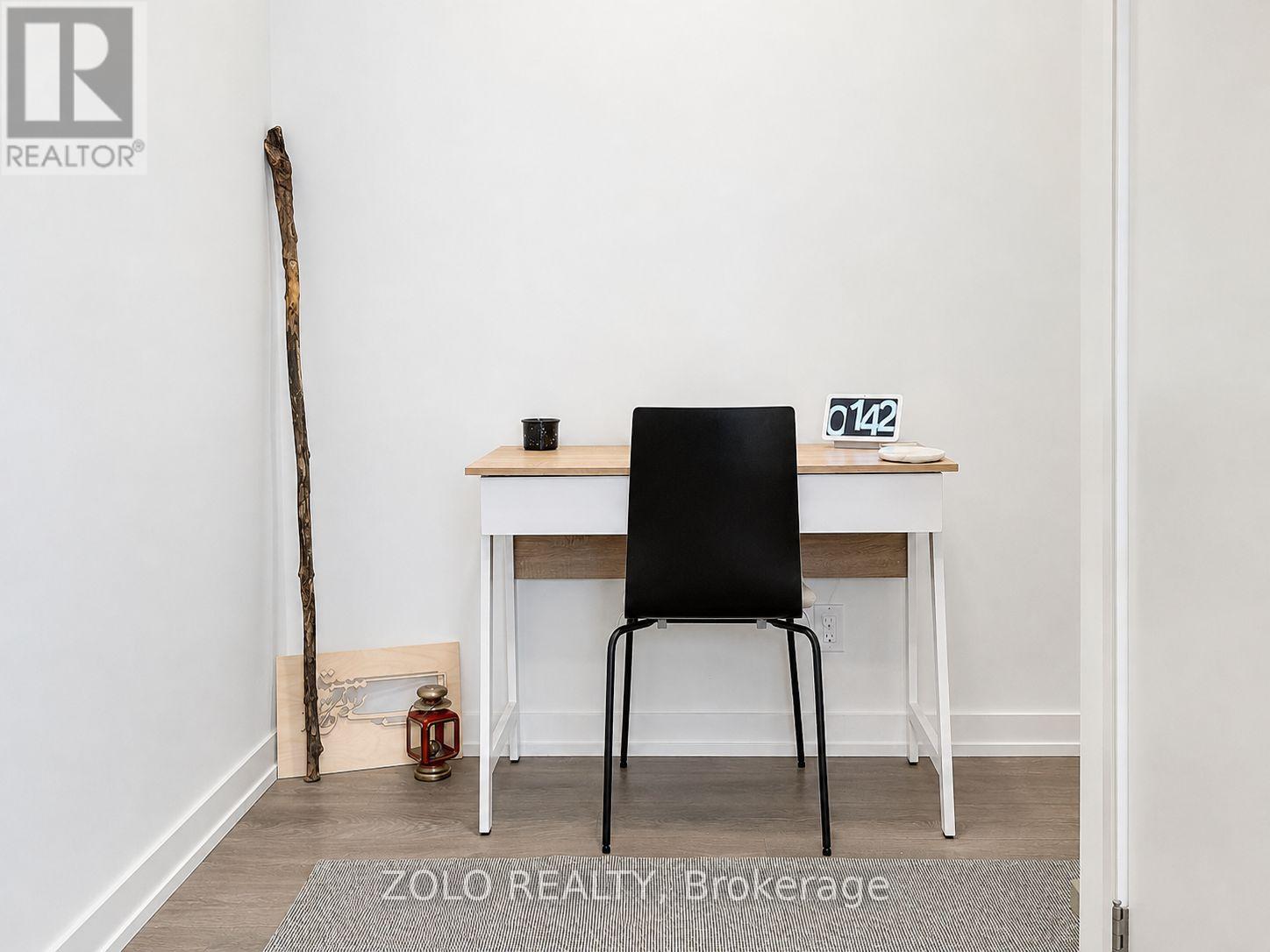 121 - 8 Beverley Glen Boulevard, Vaughan, Ontario  L4J 0L5 - Photo 5 - N13711514