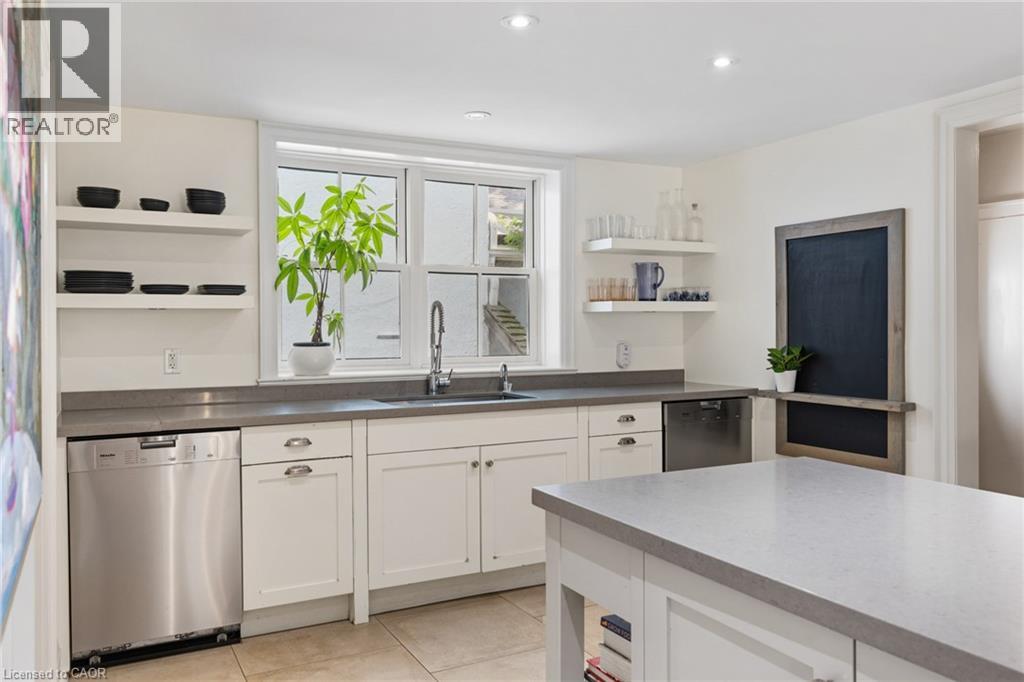 332 Palmer Avenue, Oakville, Ontario  L6J 1T3 - Photo 16 - 40858675