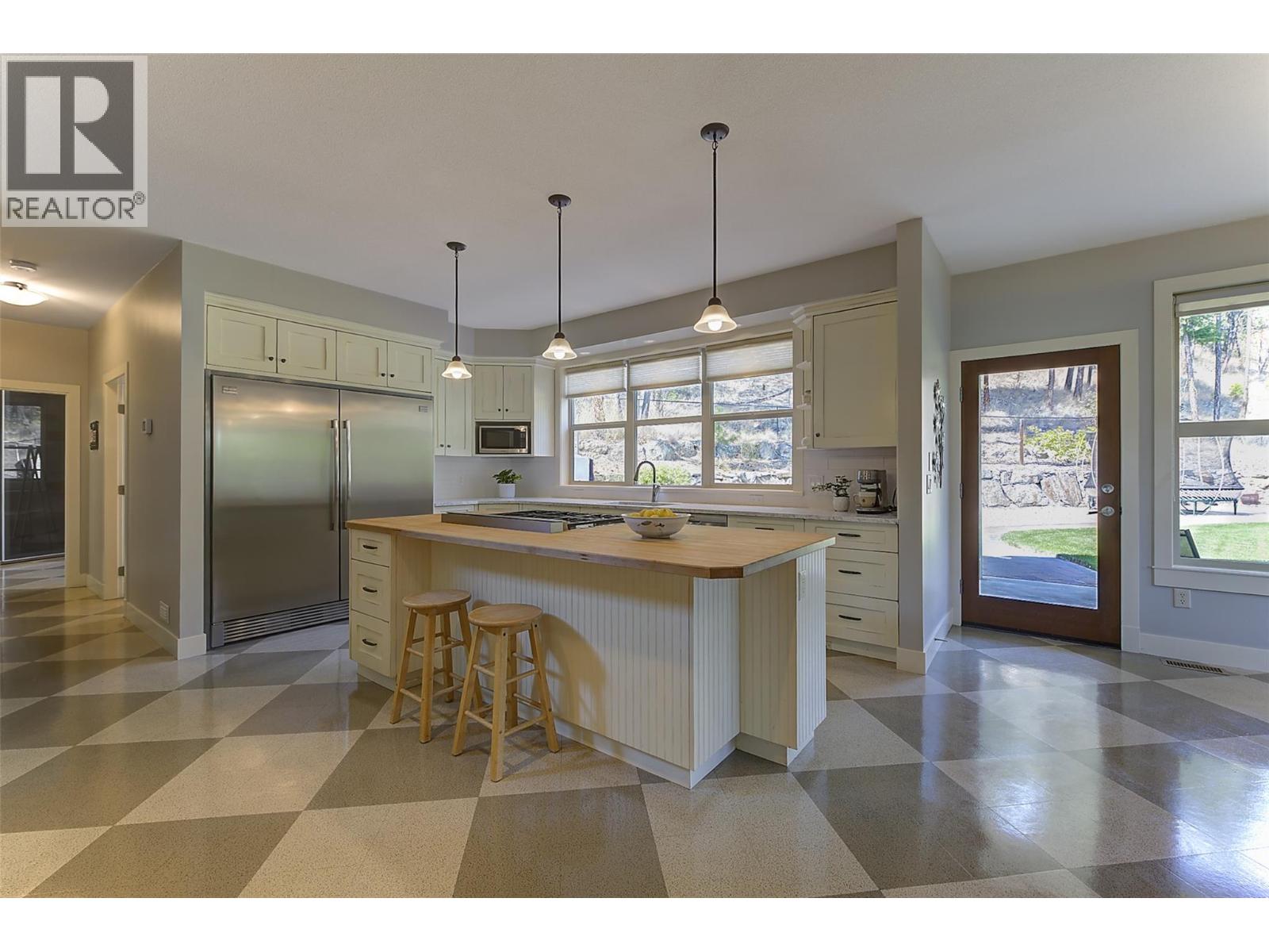182 Terrace Hill Court, Kelowna, British Columbia  V1V 2T2 - Photo 29 - 10397516