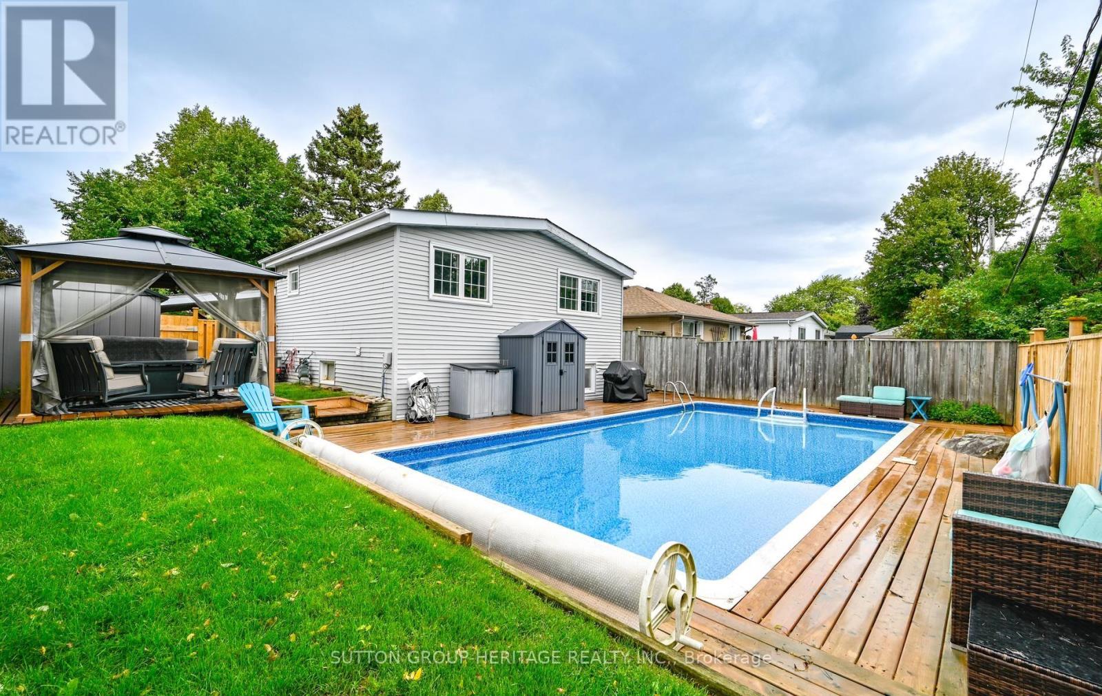 69 Clements Road E, Ajax, Ontario  L1S 1L3 - Photo 23 - E13710200
