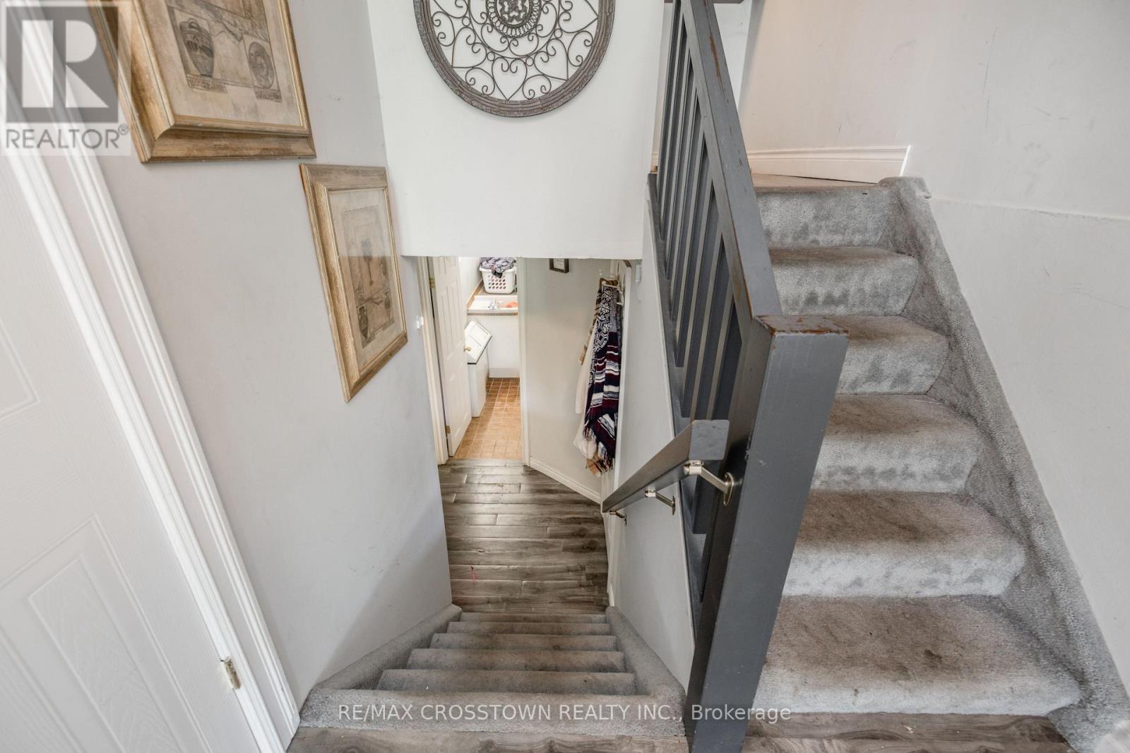 6 Ashdale Court, Barrie, Ontario  L4M 5B5 - Photo 30 - S13716046