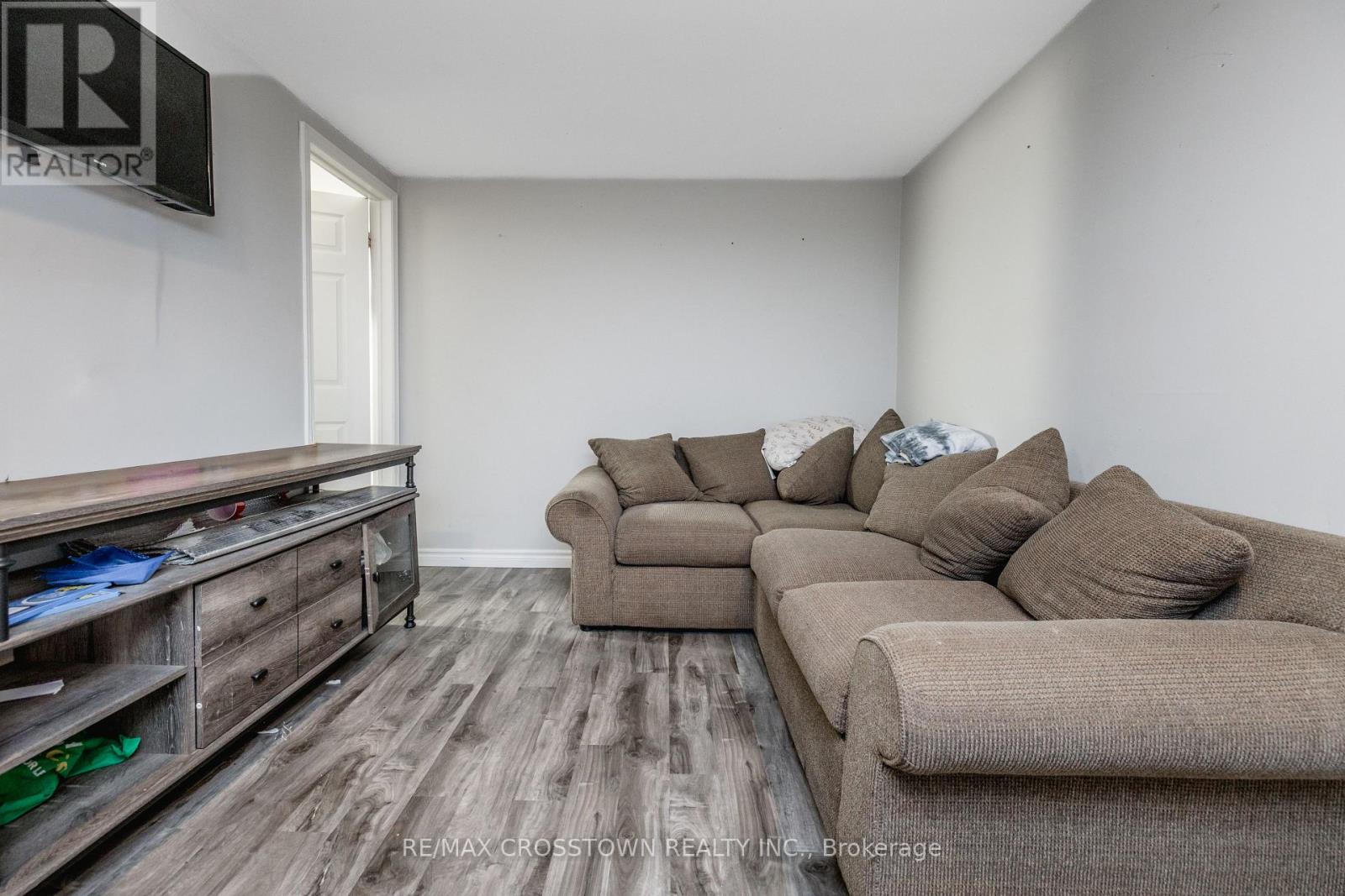 6 Ashdale Court, Barrie, Ontario  L4M 5B5 - Photo 33 - S13716046