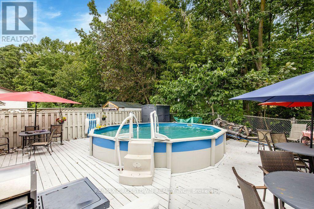 6 Ashdale Court, Barrie, Ontario  L4M 5B5 - Photo 8 - S13716046