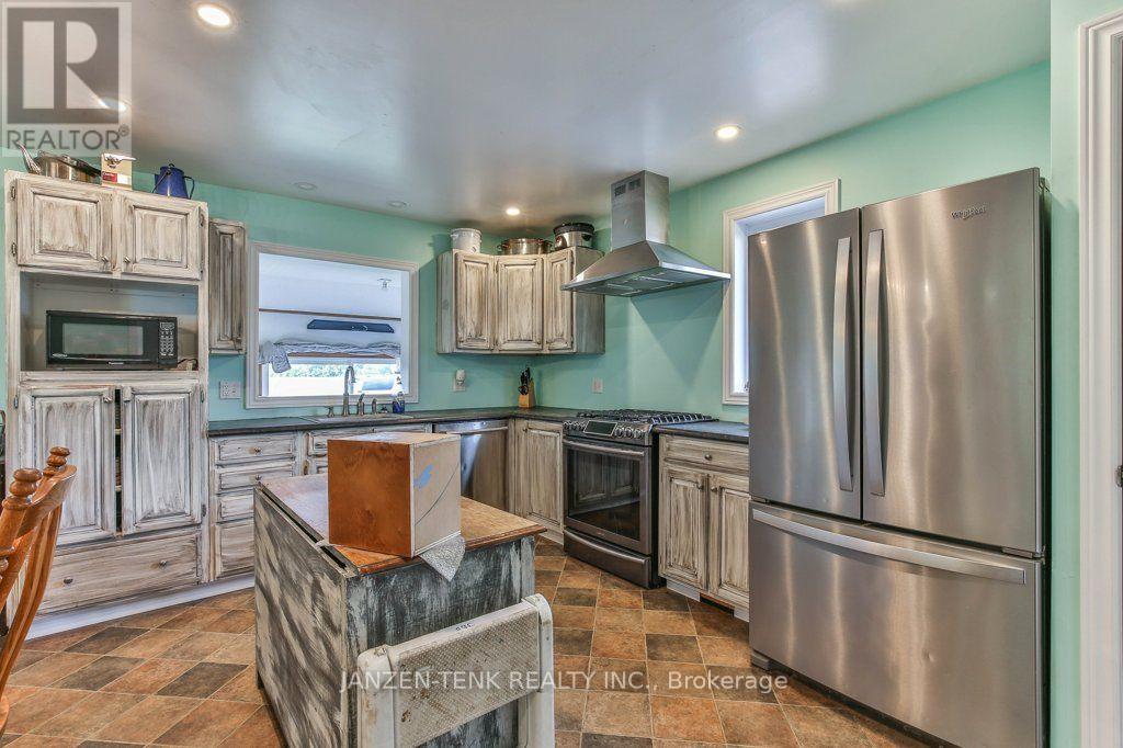 53418 Calton Line, Malahide, Ontario  N5H 2R5 - Photo 11 - X13714248