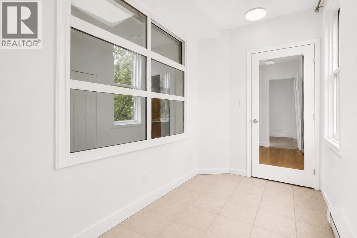 103 108 W Esplanade, North Vancouver, British Columbia  V7M 3M8 - Photo 20 - R3159290