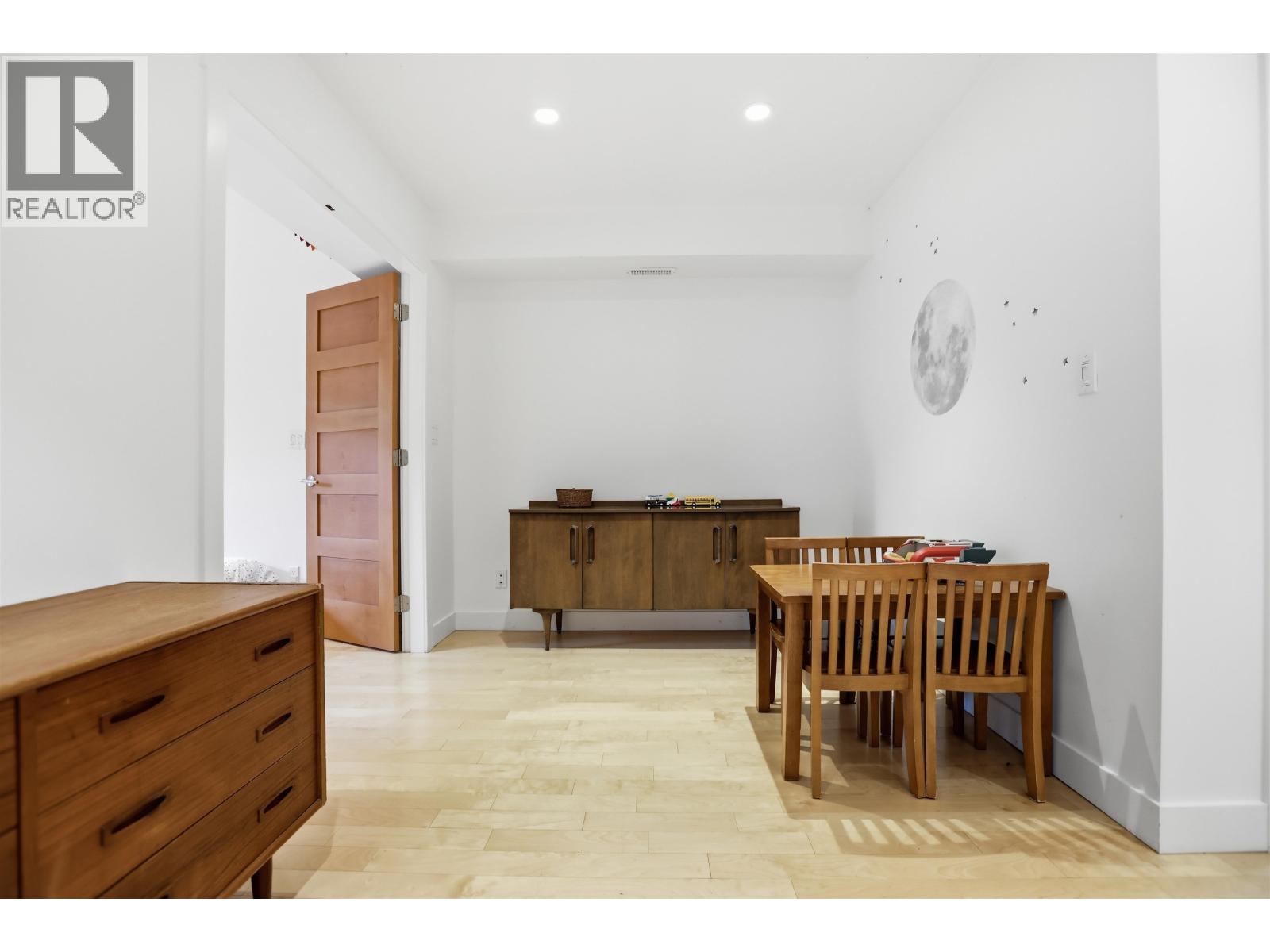 375 E 28th Avenue, Vancouver, British Columbia V5V 2M8 - Photo 24 - R3159295