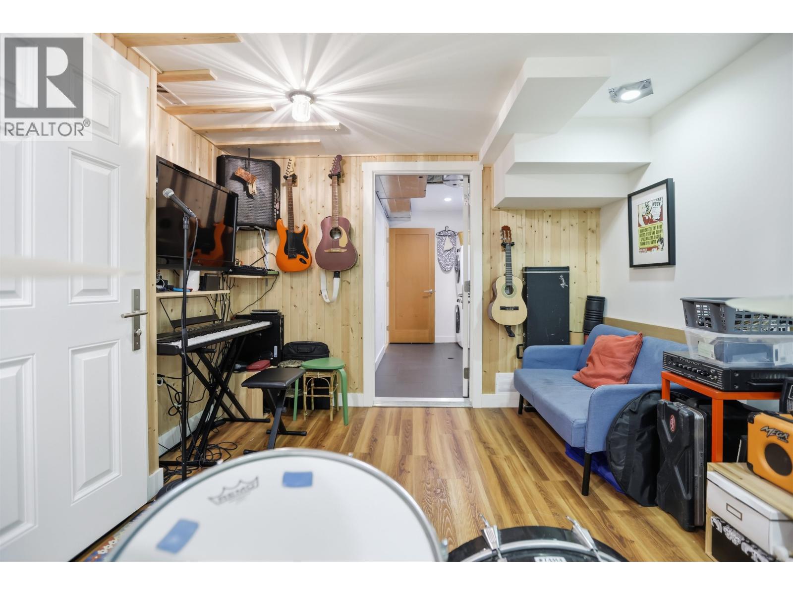 375 E 28th Avenue, Vancouver, British Columbia V5V 2M8 - Photo 28 - R3159295