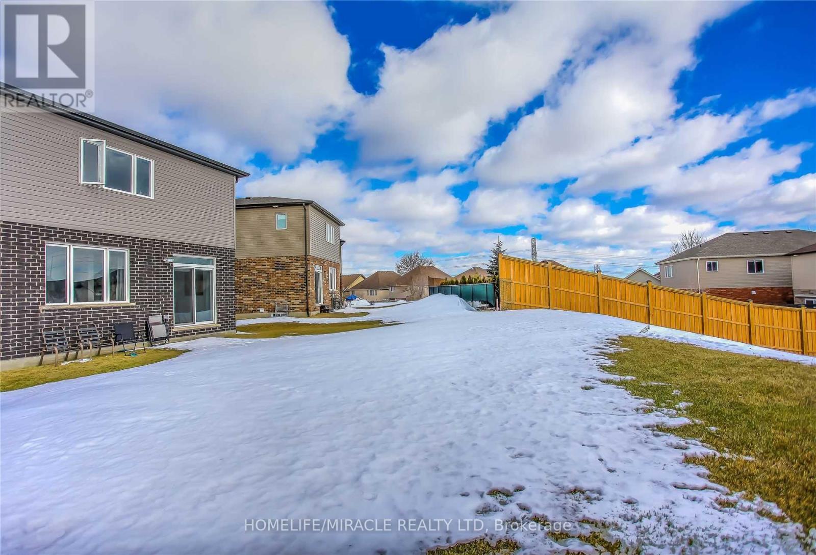 99 Saddlebrook Court, Kitchener, Ontario N2R 0P6 - Photo 17 - X13716086