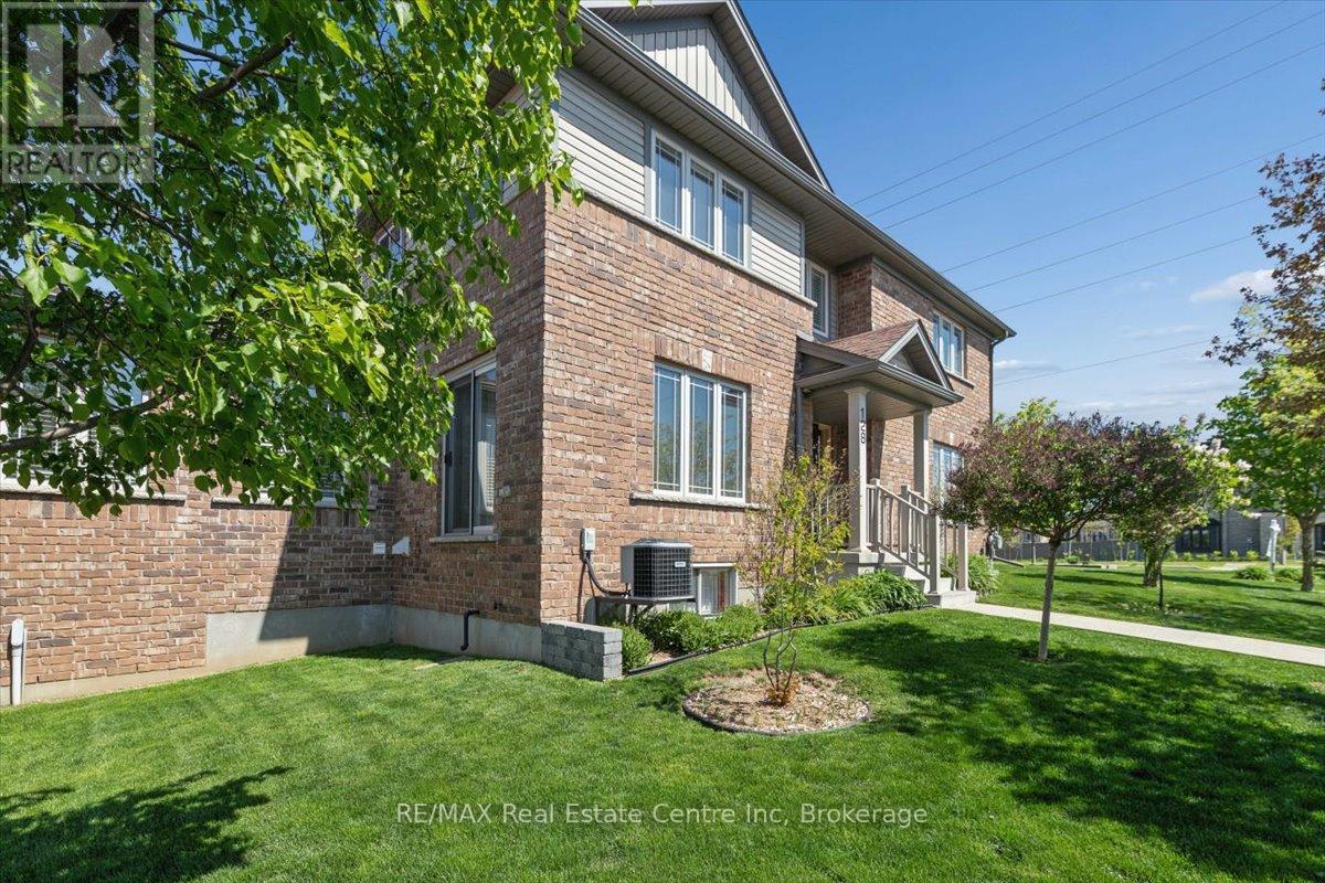 128 Ingram Drive, Guelph, Ontario  N1E 0M6 - Photo 2 - X13713896