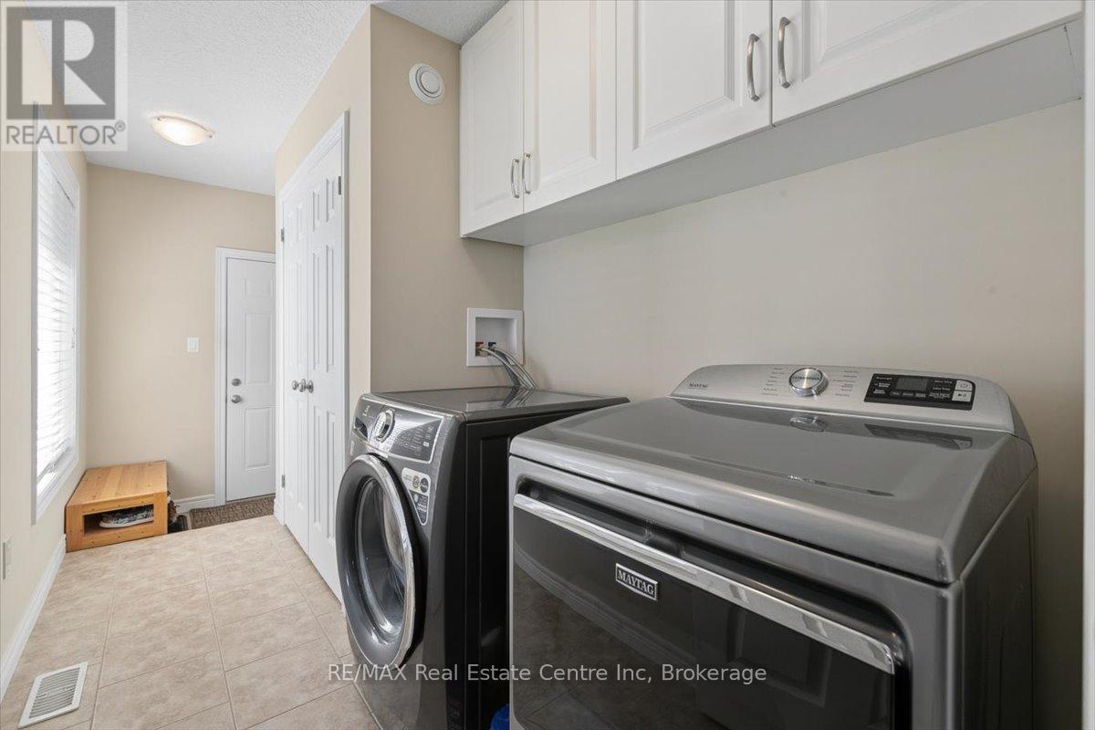 128 Ingram Drive, Guelph, Ontario  N1E 0M6 - Photo 22 - X13713896