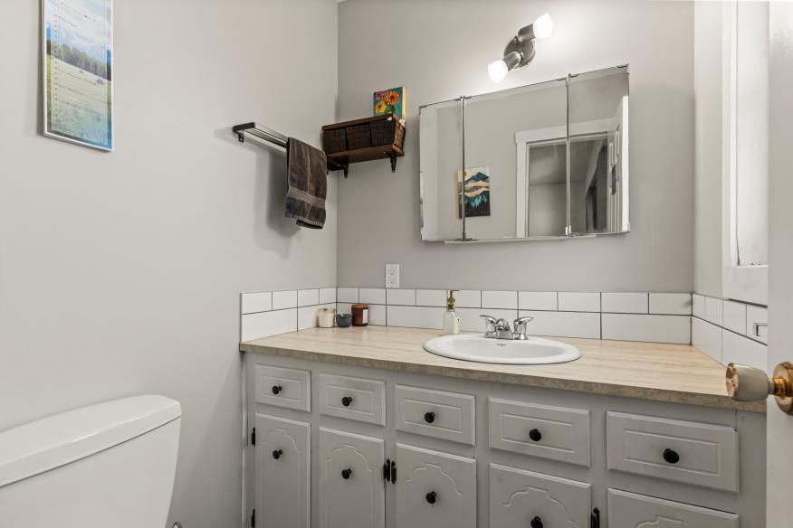 34313 George Ferguson Way, Abbotsford, British Columbia  V2S 2N6 - Photo 16 - R3158831