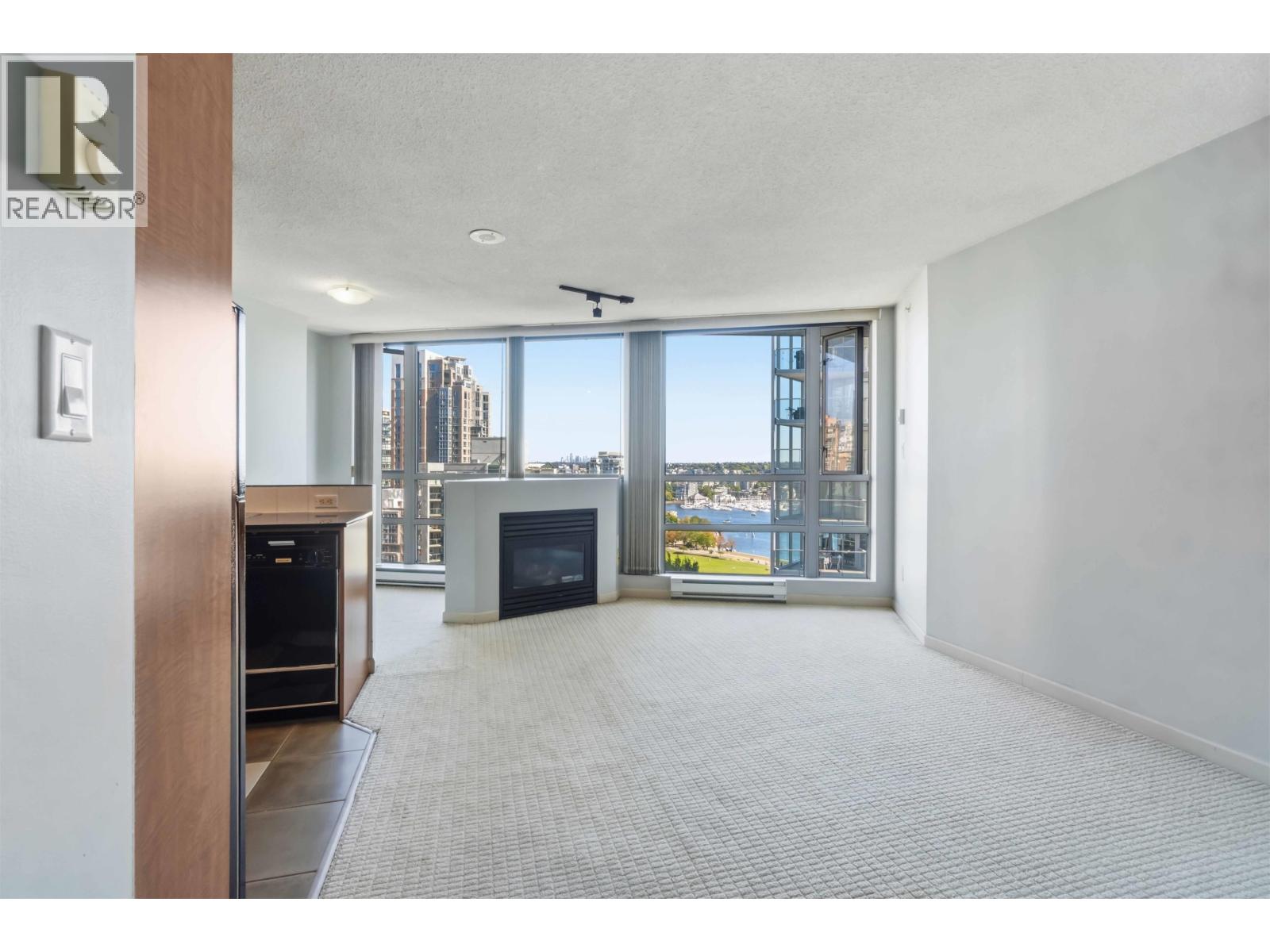 1710 501 Pacific Street, Vancouver, British Columbia  V6Z 2X6 - Photo 3 - R3159182