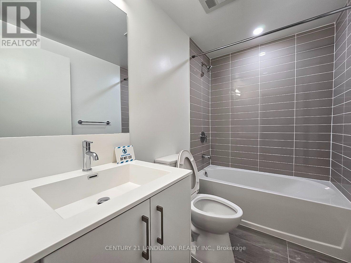 1312 - 4010 Eglinton Avenue W, Toronto, Ontario  M9A 0G5 - Photo 7 - W13689236