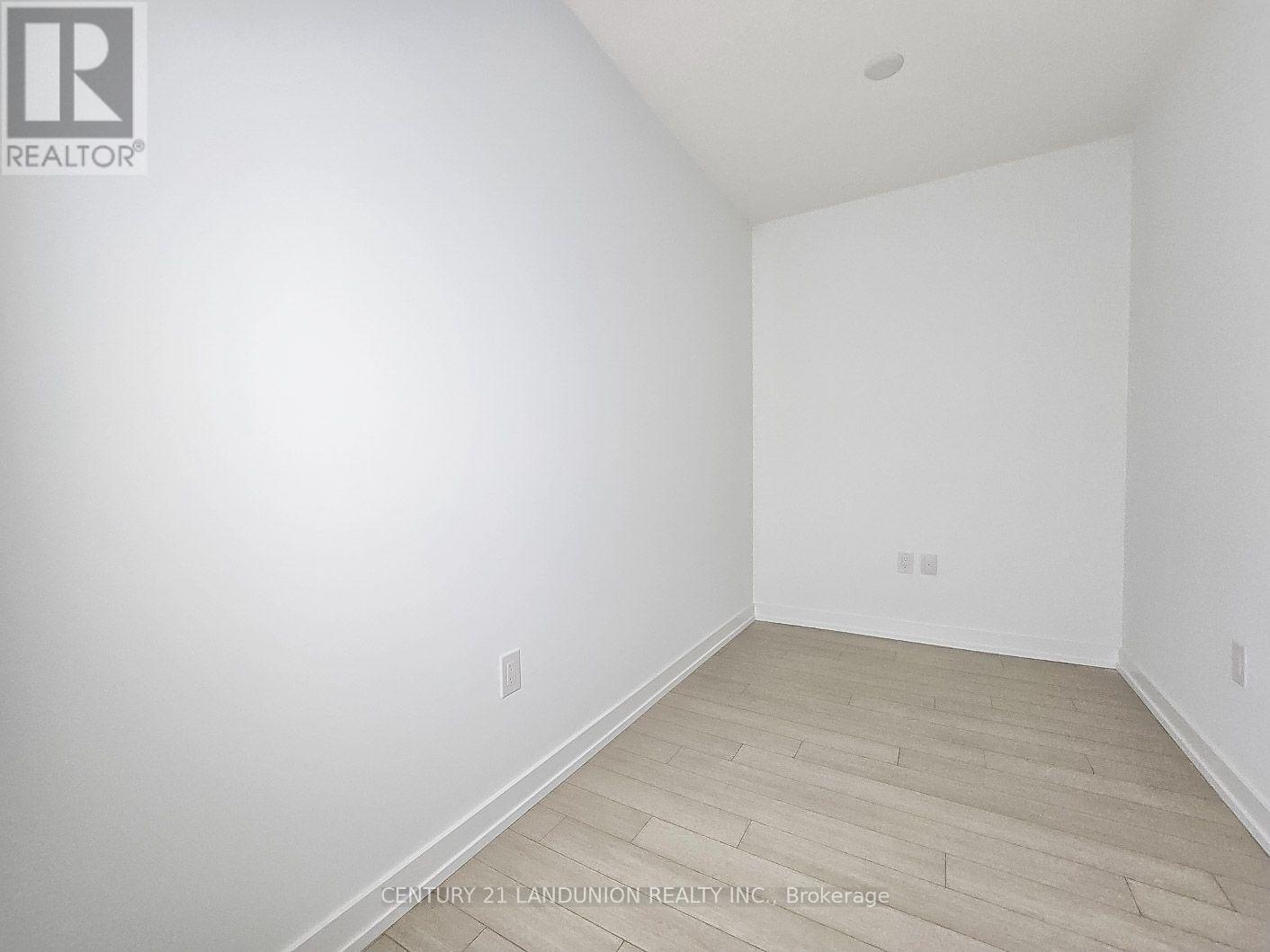 1312 - 4010 Eglinton Avenue W, Toronto, Ontario  M9A 0G5 - Photo 6 - W13689236