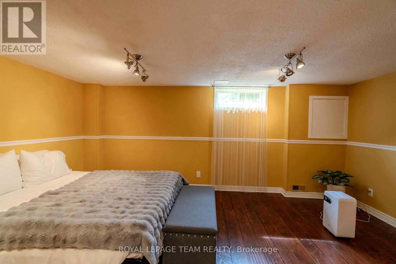 B - 2 Larkshire Lane, Ottawa, Ontario K2J 1Y6 - Photo 24 - X13716428