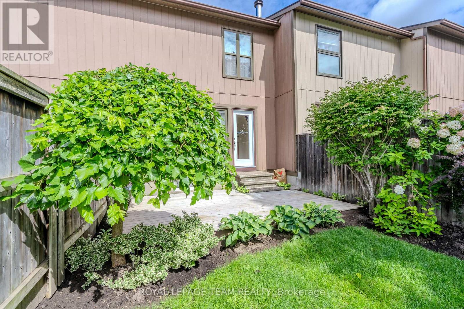 B - 2 Larkshire Lane, Ottawa, Ontario K2J 1Y6 - Photo 31 - X13716428