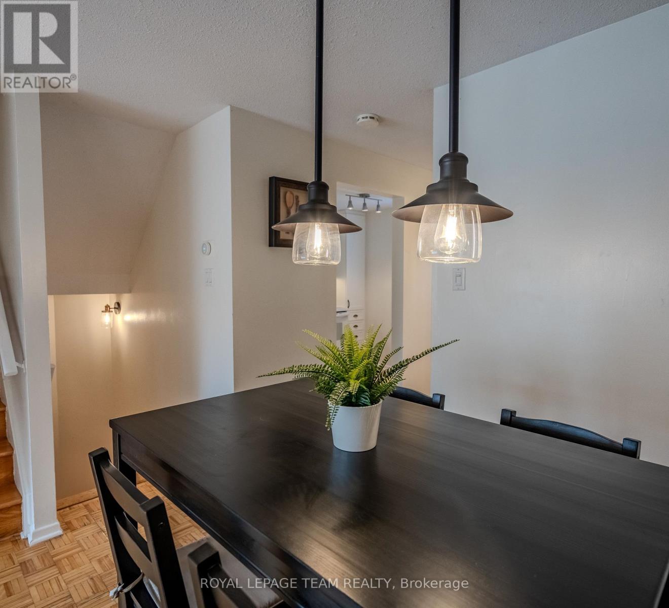 B - 2 Larkshire Lane, Ottawa, Ontario K2J 1Y6 - Photo 9 - X13716428