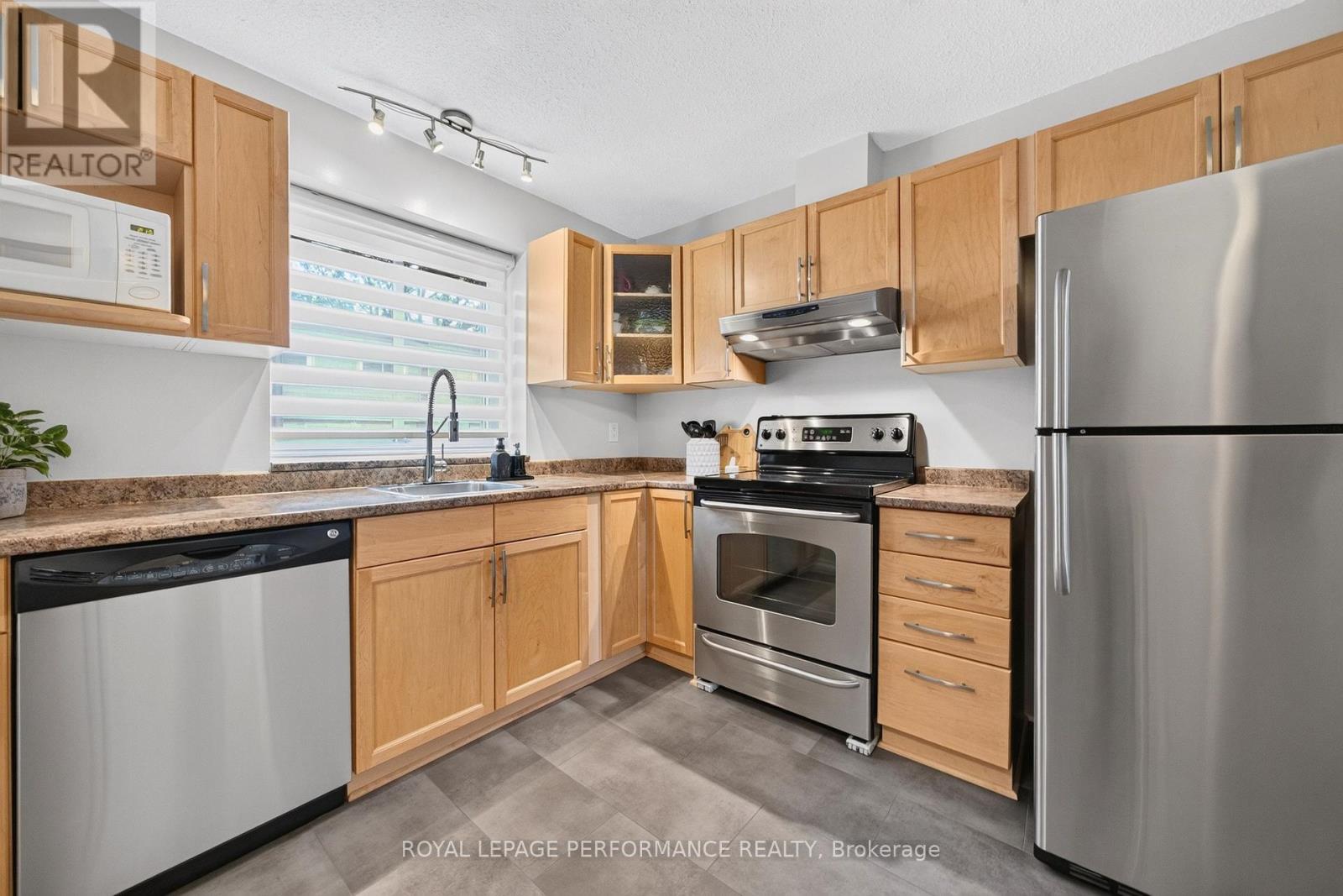 (175) - 3903e Old Richmond Road, Ottawa, Ontario K2H 8T8 - Photo 5 - X13716450