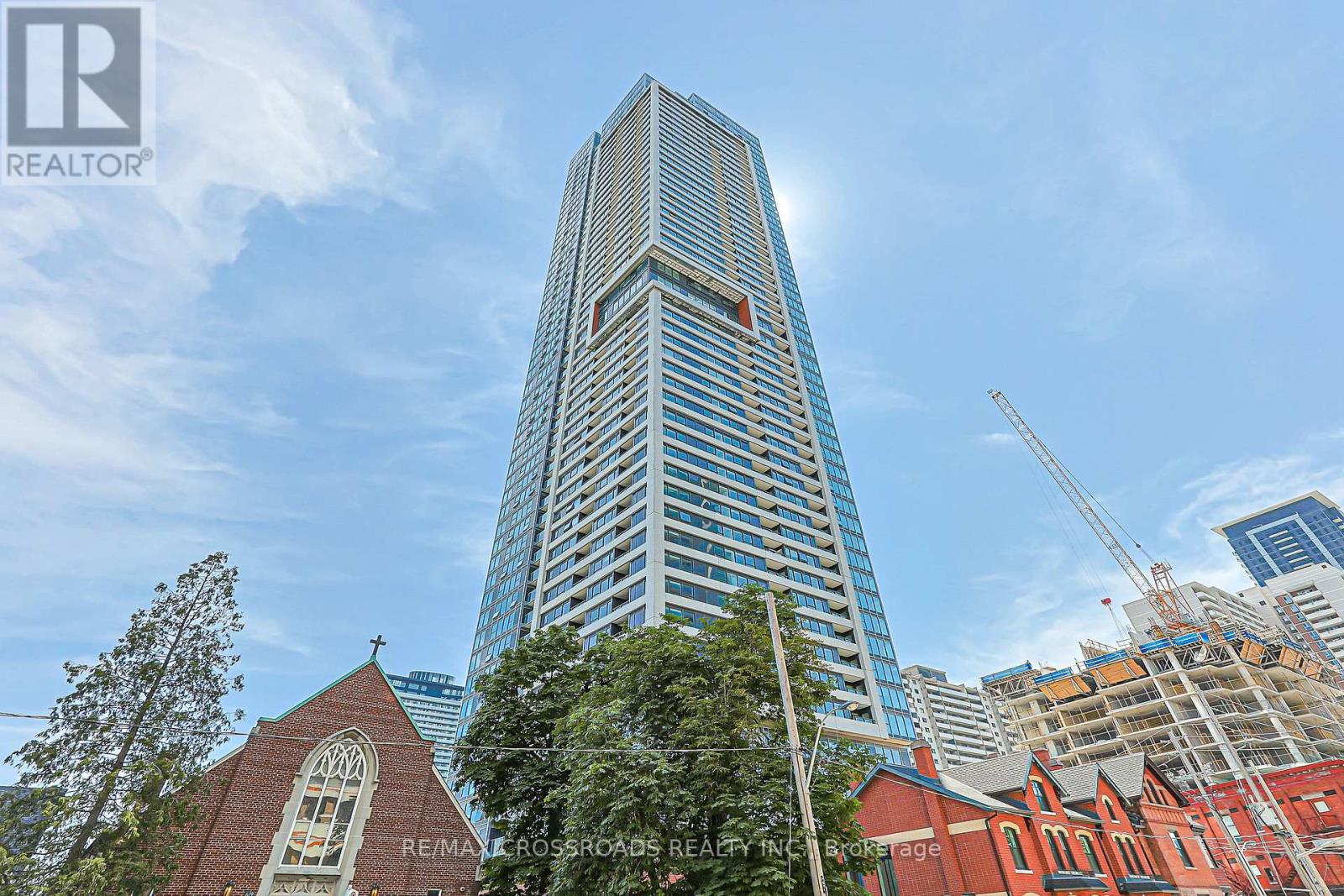 5201 - 609 SHERBOURNE STREET, Toronto, Ontario