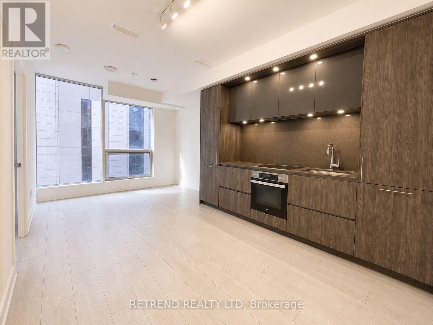 721 - 15 MERCER STREET, Toronto, Ontario