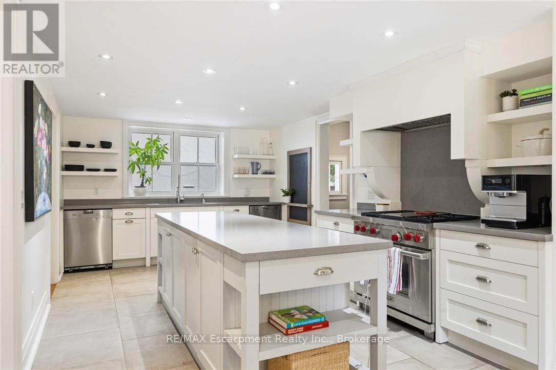 332 Palmer Avenue, Oakville, Ontario  L6J 1T3 - Photo 15 - W13716436