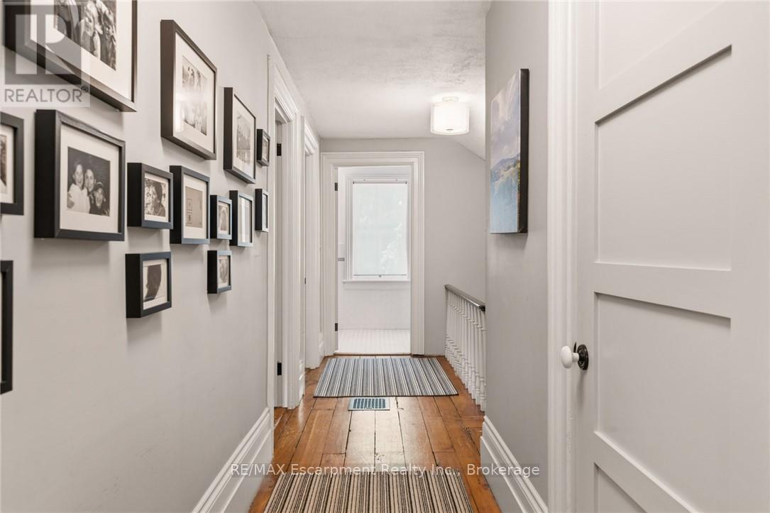 332 Palmer Avenue, Oakville, Ontario  L6J 1T3 - Photo 29 - W13716436