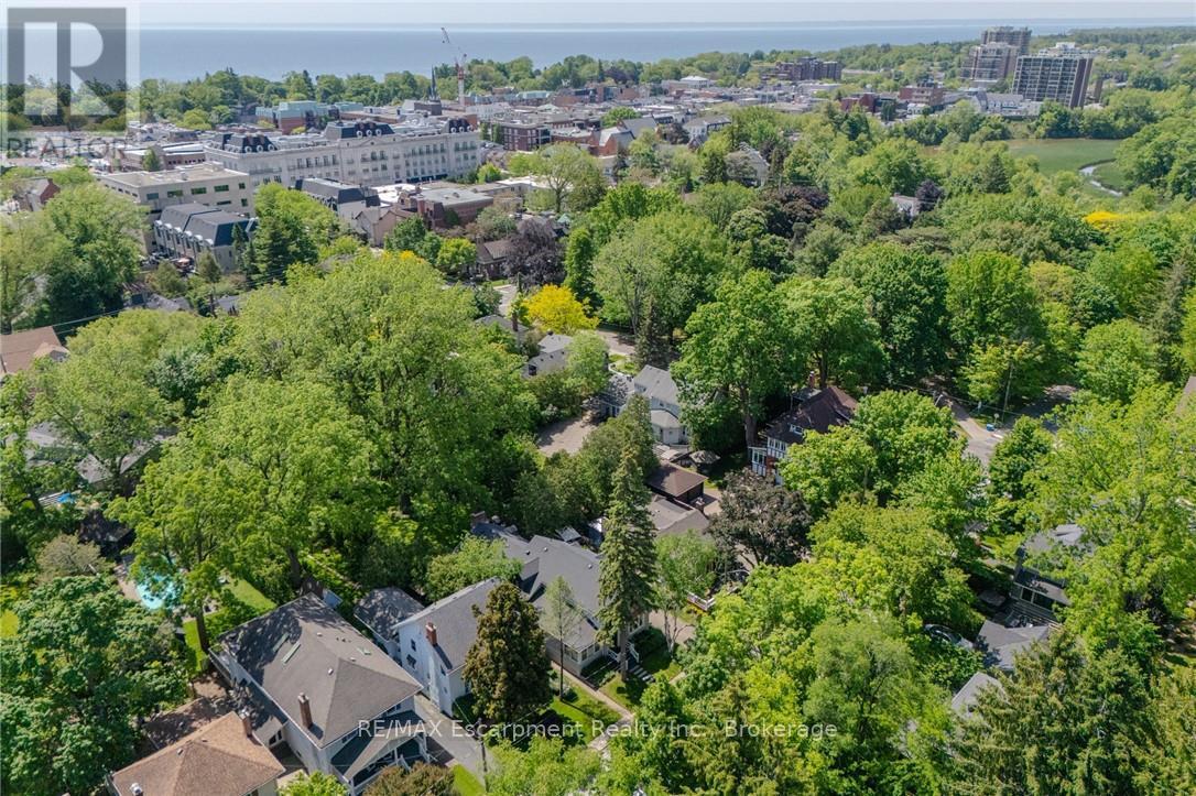 332 Palmer Avenue, Oakville, Ontario  L6J 1T3 - Photo 44 - W13716436