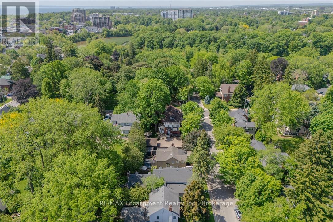 332 Palmer Avenue, Oakville, Ontario  L6J 1T3 - Photo 45 - W13716436